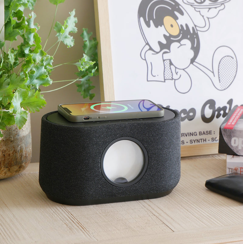 Steepletone Magna Sound – Bluetooth Speaker with Magnetic Fluid Display & Wireless Phone Charging