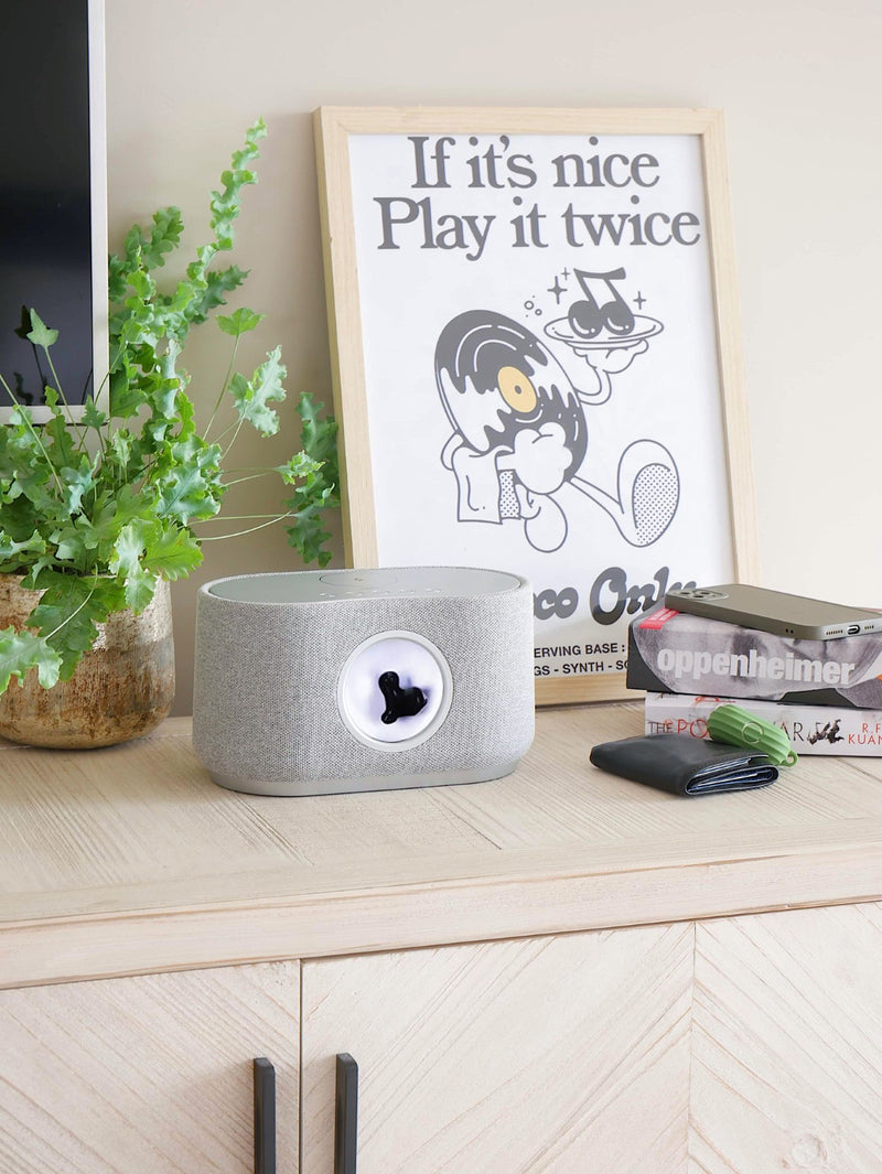 Steepletone Magna Sound – Bluetooth Speaker with Magnetic Fluid Display & Wireless Phone Charging